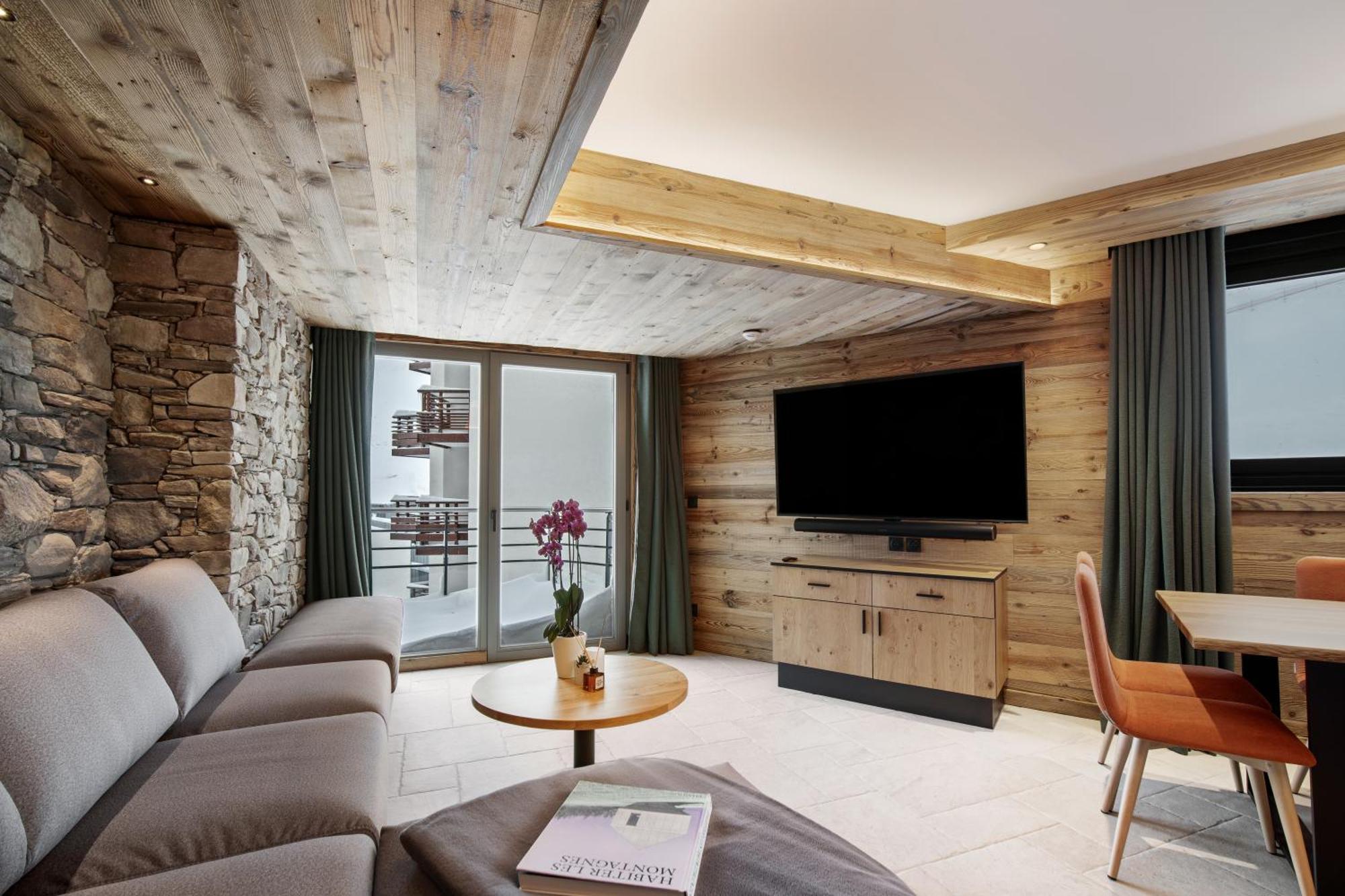 تينْيِ Chalet Hotel Quartz المظهر الخارجي الصورة