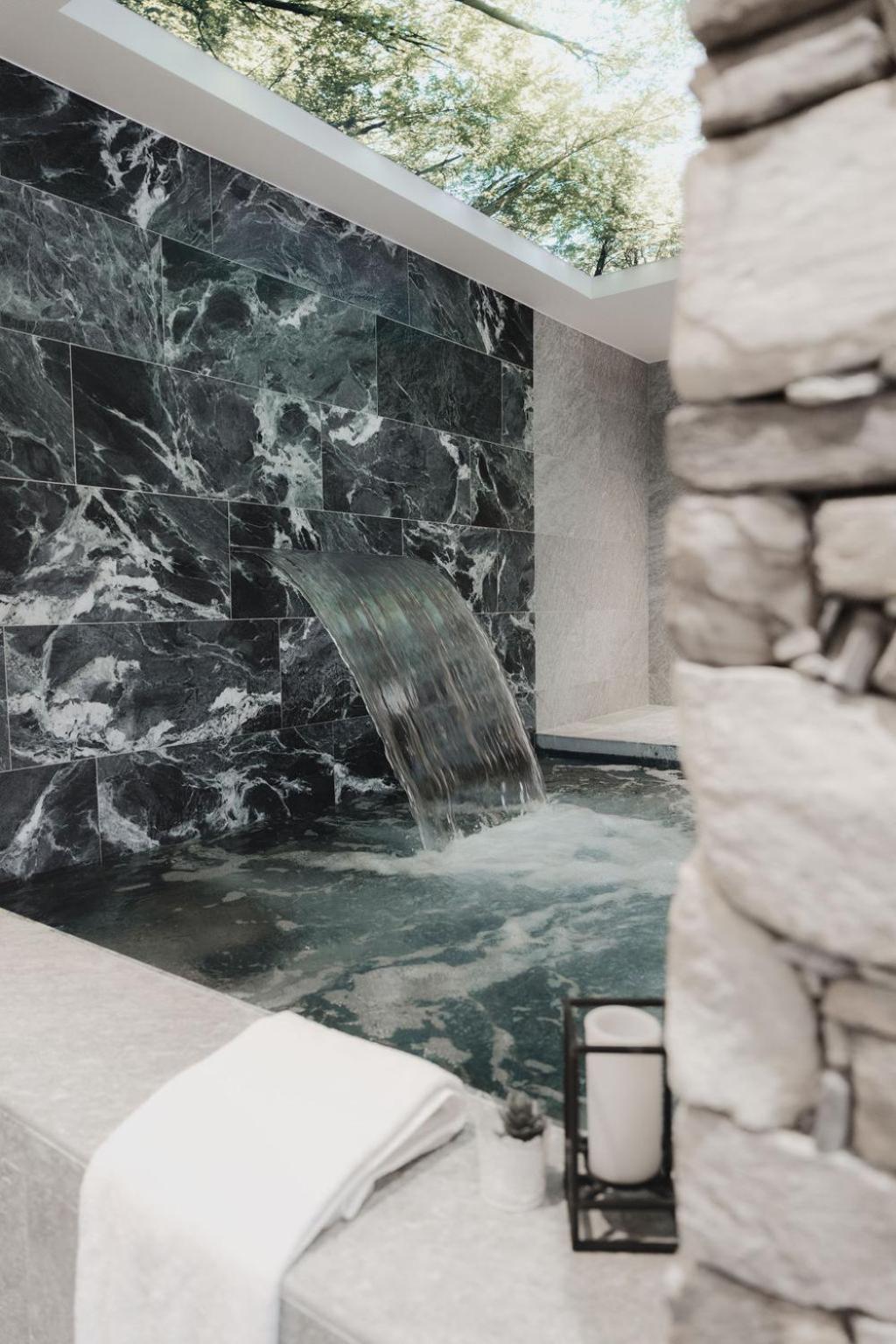 تينْيِ Chalet Hotel Quartz المظهر الخارجي الصورة